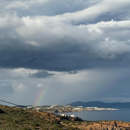 Sea & Mountain Apartment Close To Port And City Lavrion Bagian luar foto