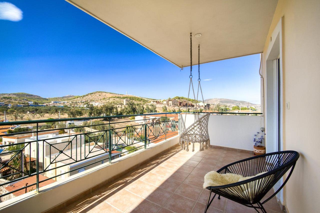 Sea & Mountain Apartment Close To Port And City Lavrion Bagian luar foto