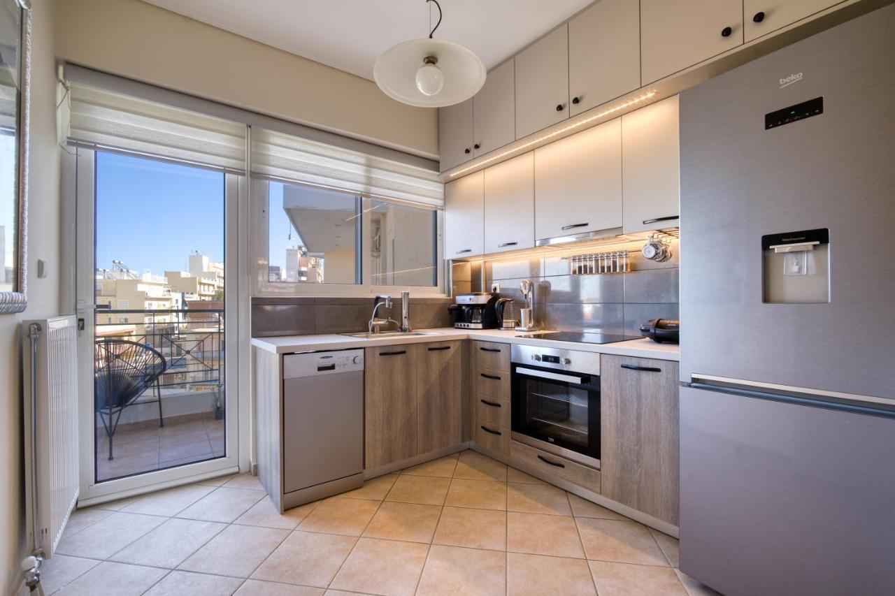 Sea & Mountain Apartment Close To Port And City Lavrion Bagian luar foto