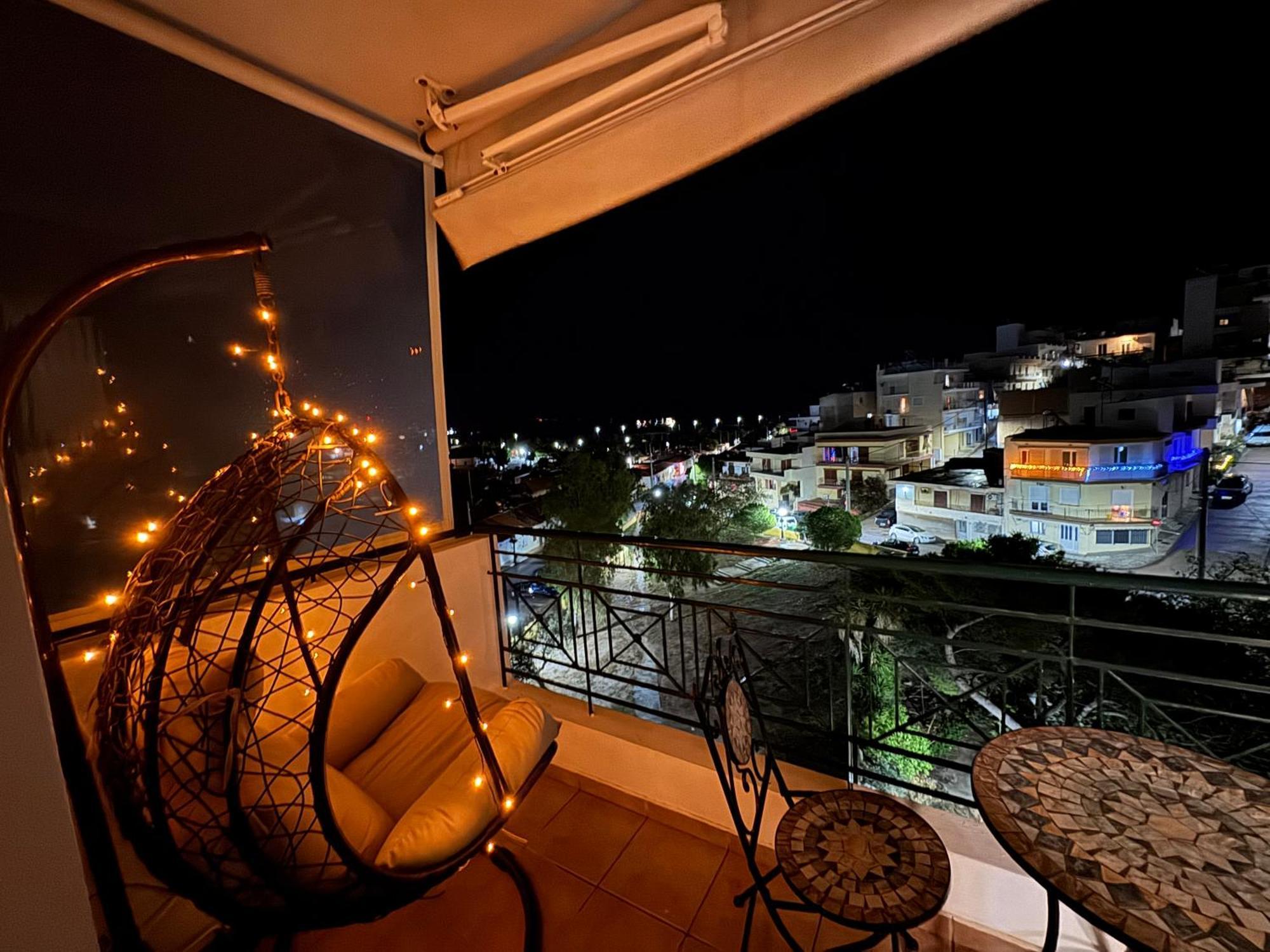 Sea & Mountain Apartment Close To Port And City Lavrion Bagian luar foto